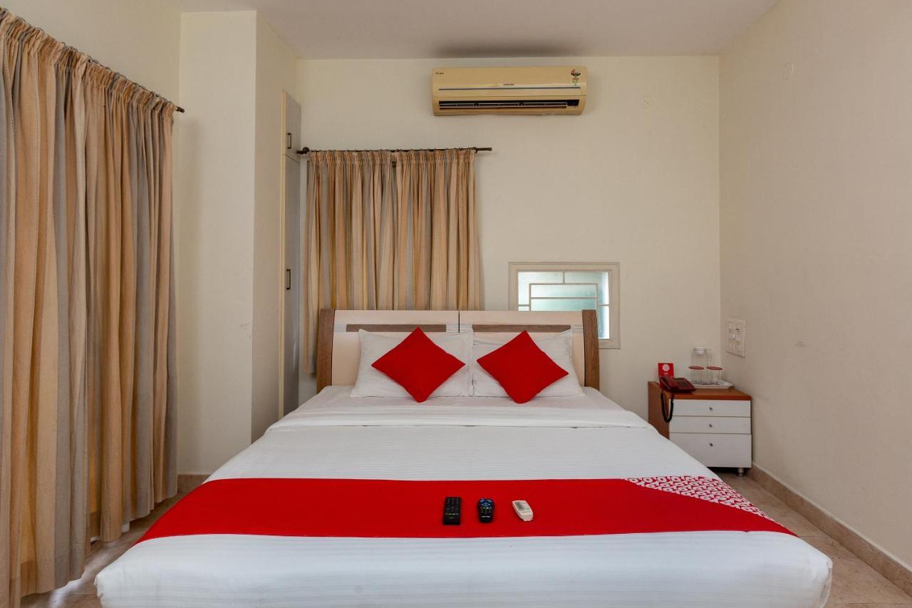 Oyo 23202 Cute Orange Service Hotel Chennai