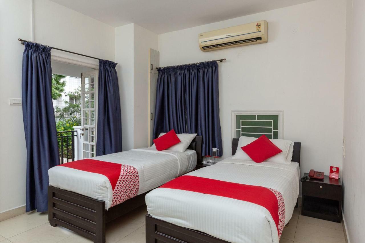 Oyo 23202 Cute Orange Service Hotel